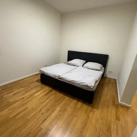 Genthiner 3 Apartment *