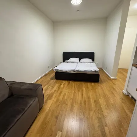 Genthiner 3 * Berlin